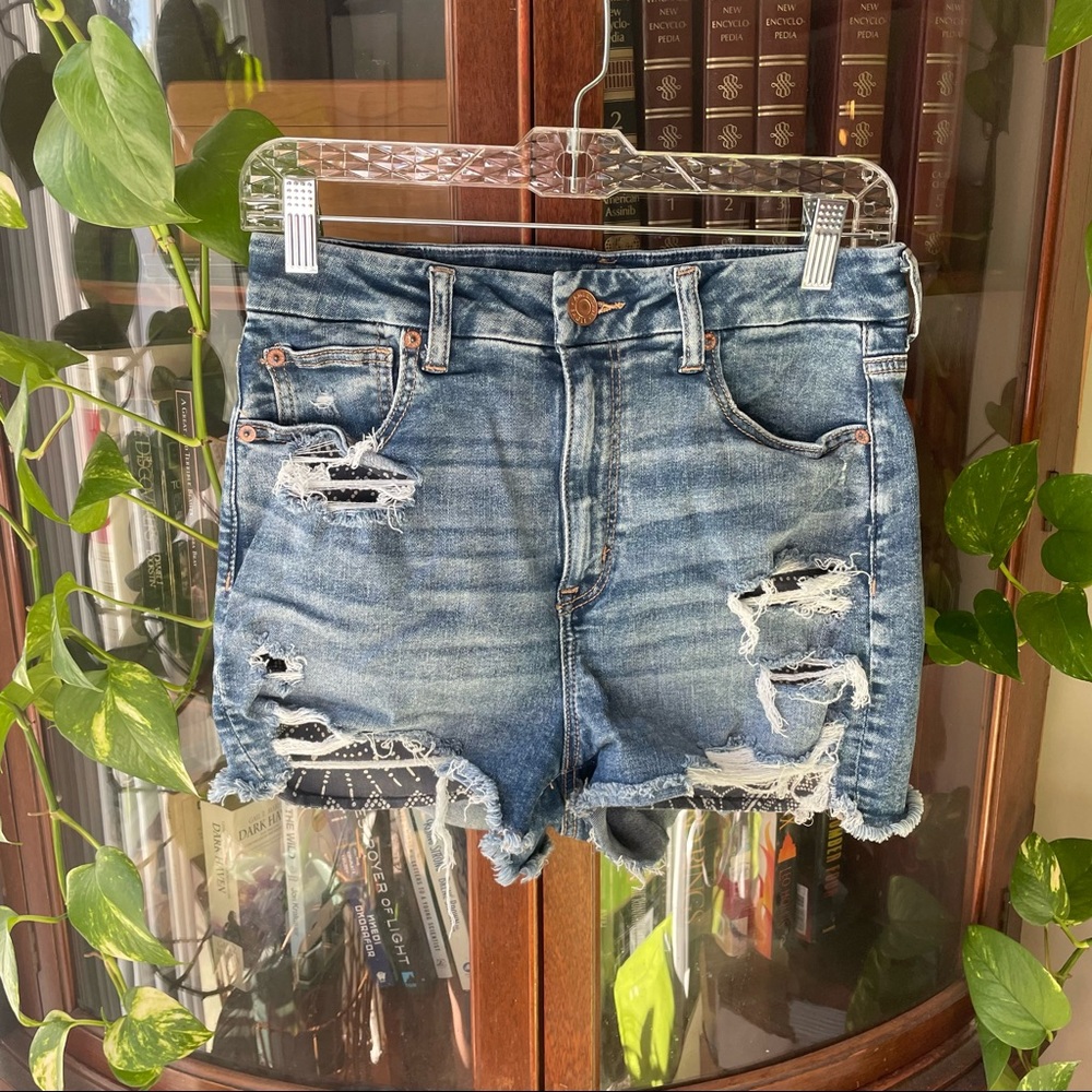 American Eagle curvy high rise shorts